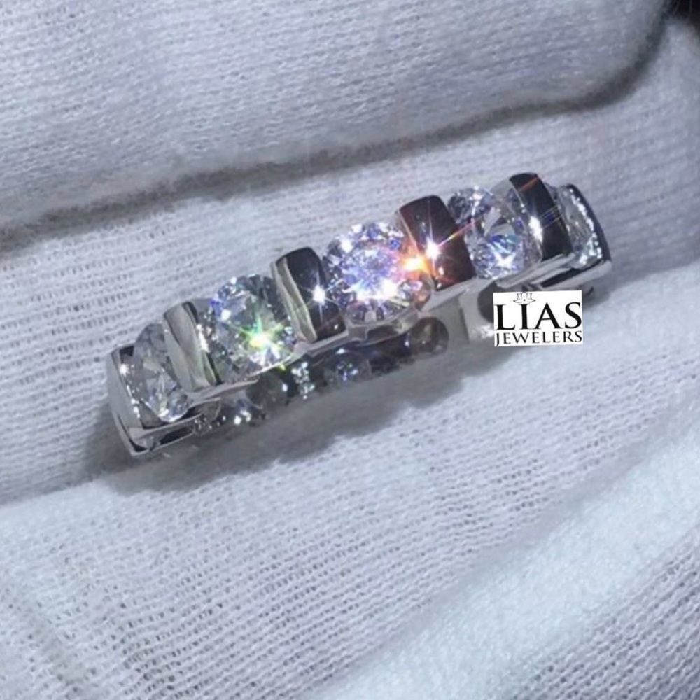 New 18k white gold eternity wedding ring